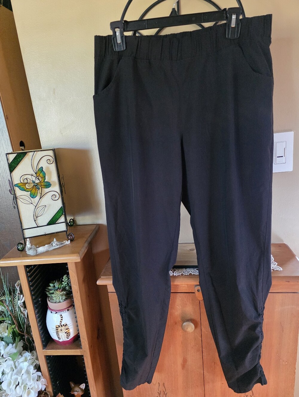 Athletic Works Quick Dry Activewear Pants With Ruching On The Legs Size M